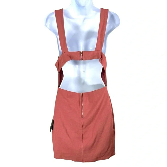 Lulus backless mini dress size Medium Antique Pink color - Picture 3 of 10